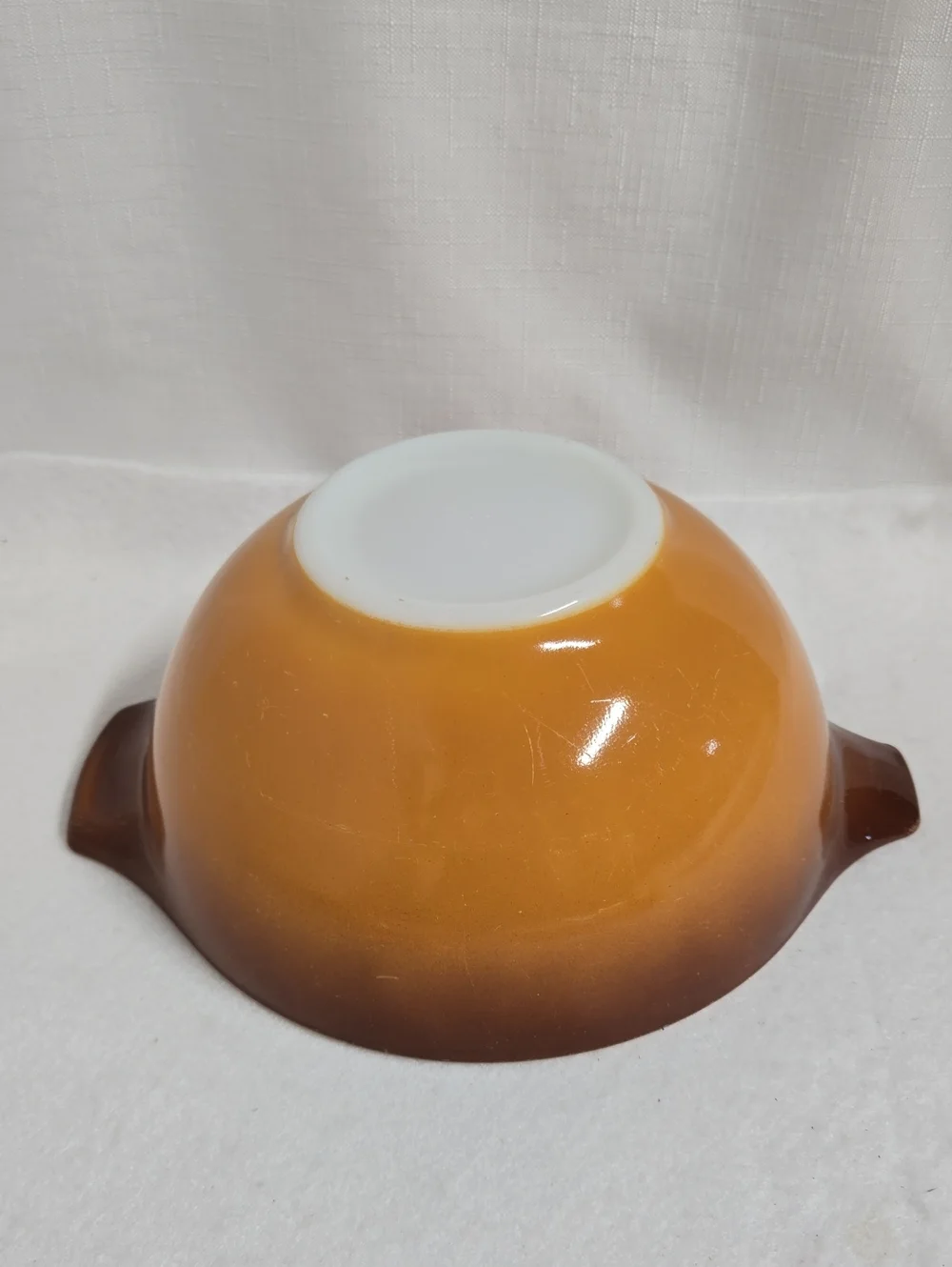 Pyrex vintage mixing